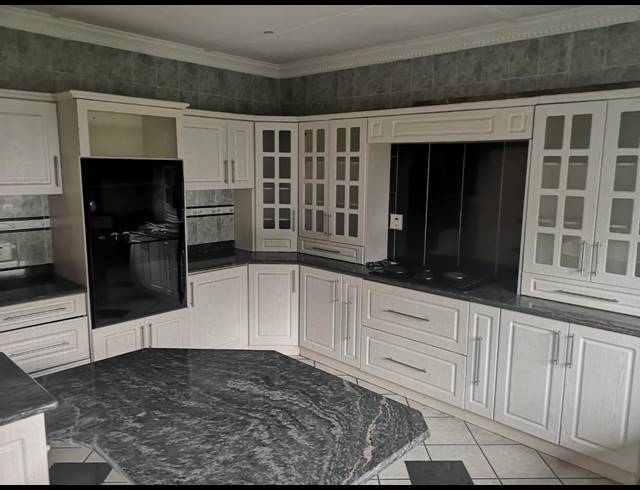 3 BEDROOM HOUSE TO LET IN EPWORTH